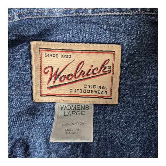 Woolrich Blue Denim Embroidered Floral Vintage Button Down Shirt Large - Picture 3 of 3